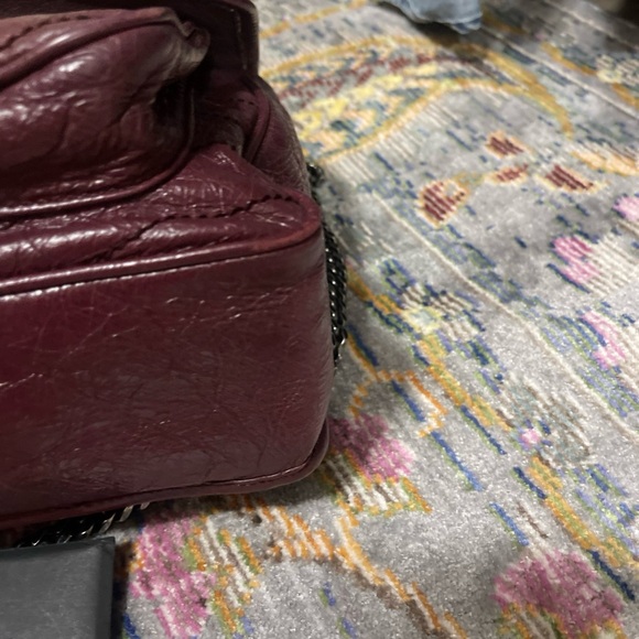 Saint Laurent Burgundy Shoulder Bag - Picture 2 of 7